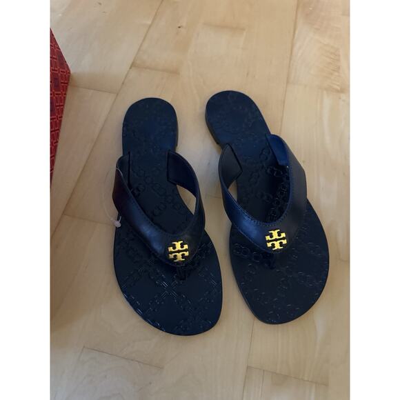NWT Tory Burch Women's Leather Logo Monroe Thong Sandals Navy 6 - Picture 1 of 3